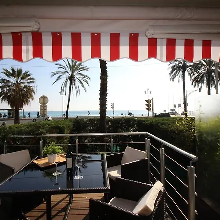 - 195 Promenade Des Anglais * Nice